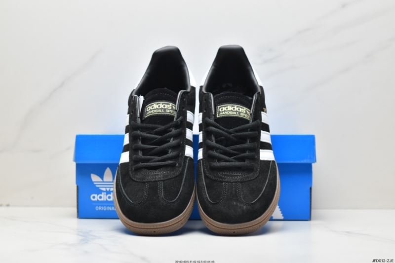 Adidas Sneakers